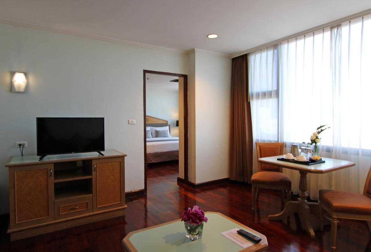 Grand Tower Inn Rama 6 Банкок Екстериор снимка